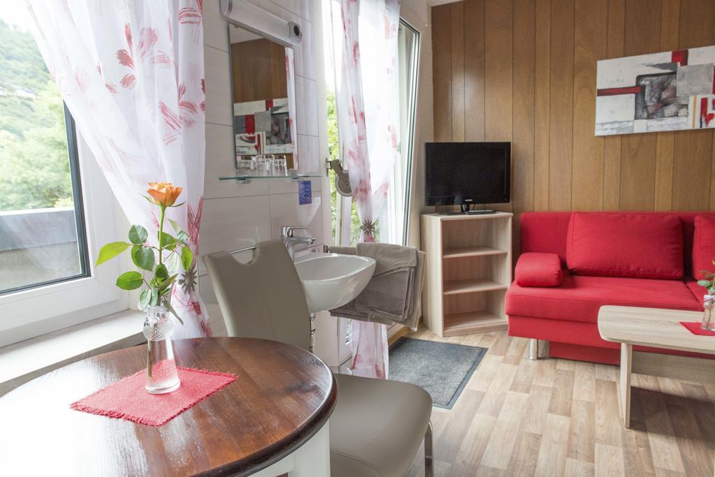 Pension Dapper Кохем Экстерьер фото